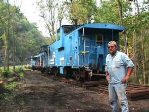 bridgewally.jpg (48171 bytes)